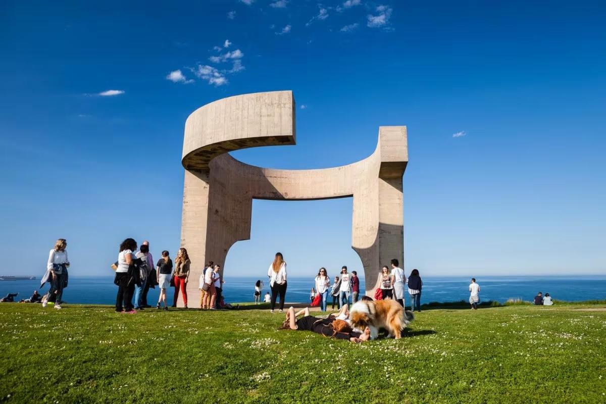 El Pedroso De Llanes